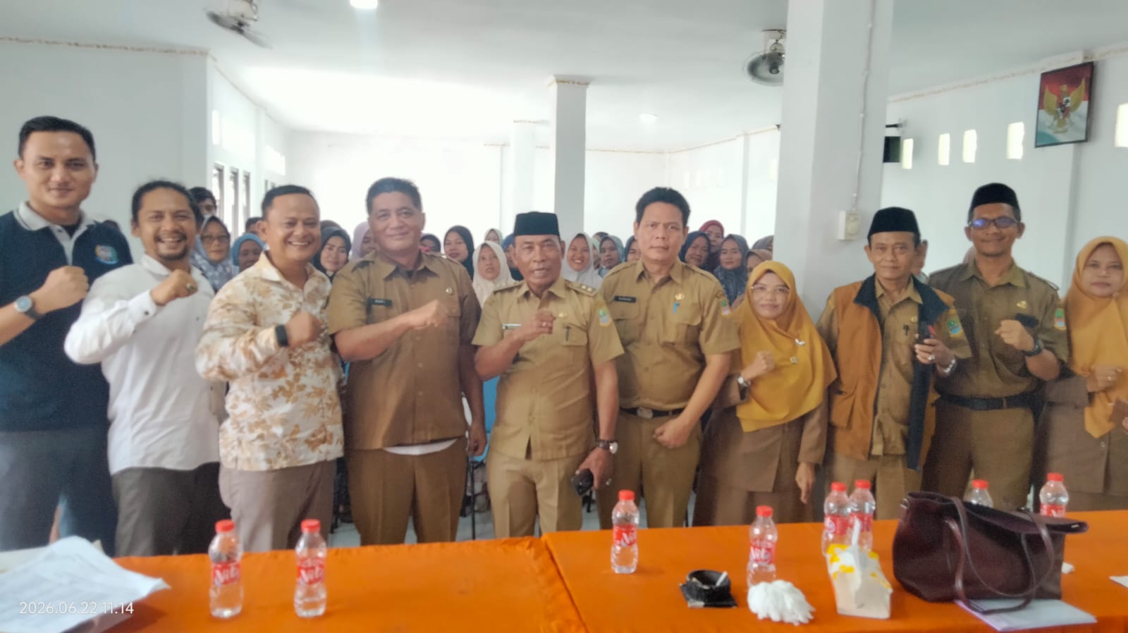 Rapat BPD KARANGSARI, PEMERINTAHAN, CAMAT CIKARANG TIMUR, PIHAK KORWIL PENDIDIKAN KECAMATAN CIKARANG TIMUR, PIHAK SMPN 5 CIKARANG TIMUR, ORANG TUA/WALI MURID TERKAIT PROSESI SPMB SMPN 5 CIKARANG TIMUR 2026