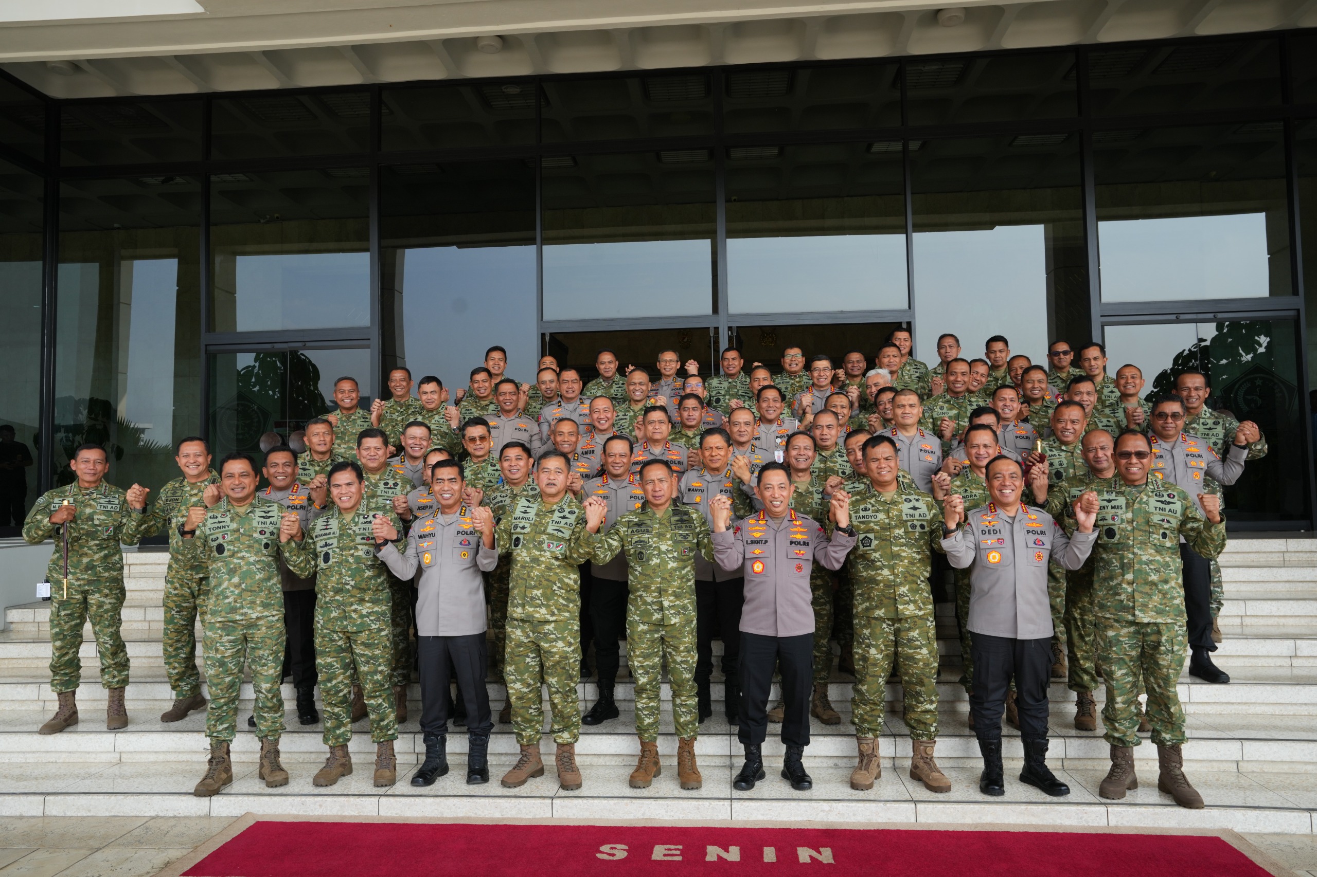 Kebersamaan TNI dan POLRI